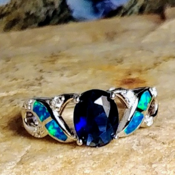 Fire Opal Jewelry - 🆕🌼Blue Sapphire & Australian Opal Ring